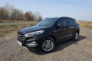 HYUNDAAI TUSCON 1.6B Navigacja,Kamera cofania,Klimatronik,Grzane fotel