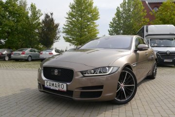 Jaguar XE 2.0D Automat,Xenon,Skóra,Head up,Kamera cofania