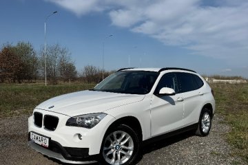 BMW X1 sDrive 18d, Automat,El szyby, Czyjniki parkoania ,Hak